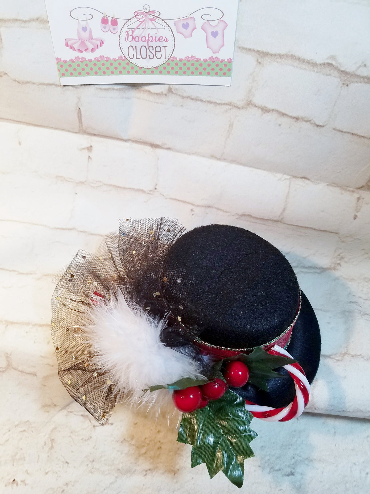 Christmas Caroler Mini Top Hat Headband – Holiday Costume Hat for Adults, Kids & Pets