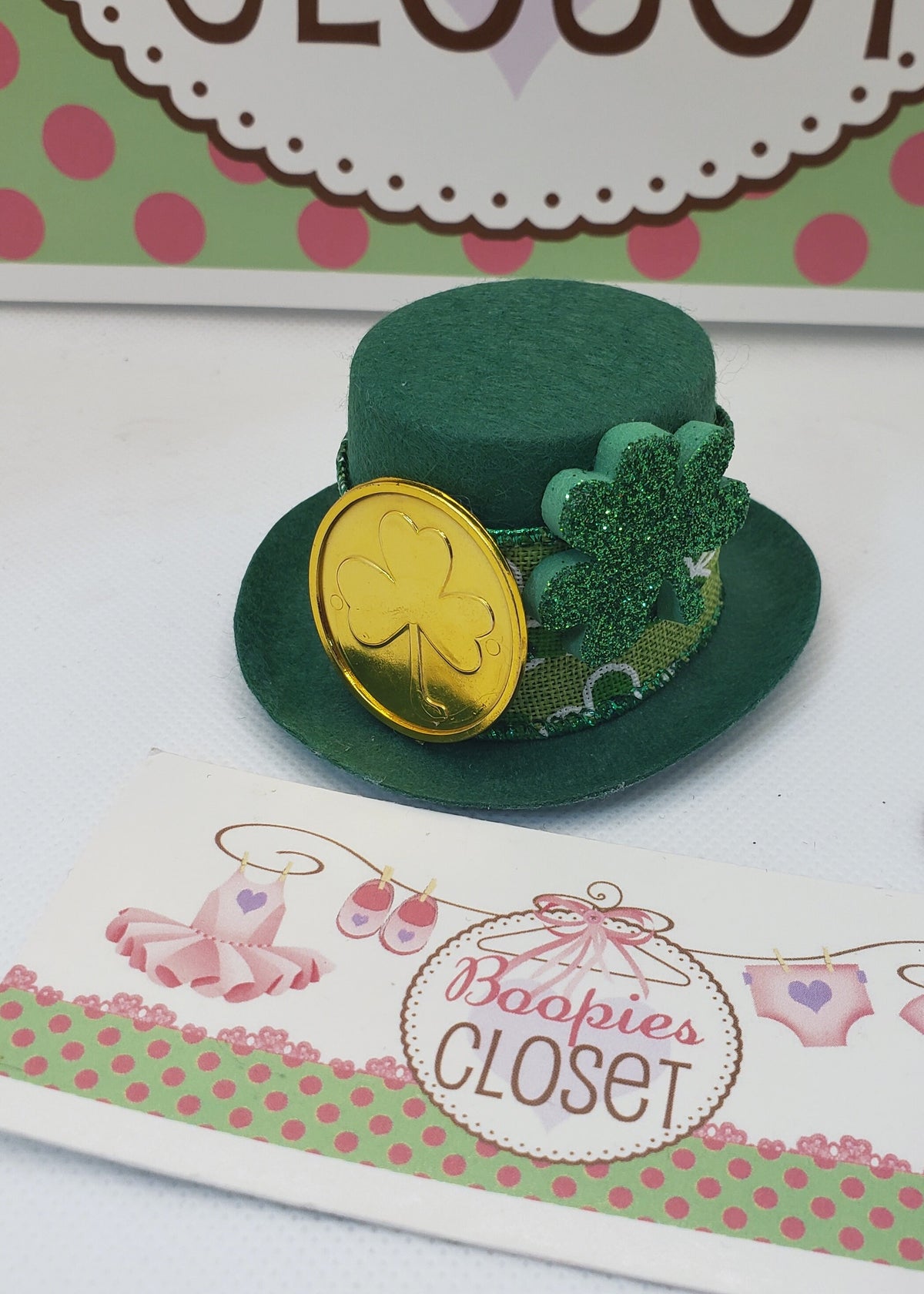 St. Patrick's Day Leprechaun Mini Top Hat – Green Shamrock Costume Hat for Adults, Kids & Pets