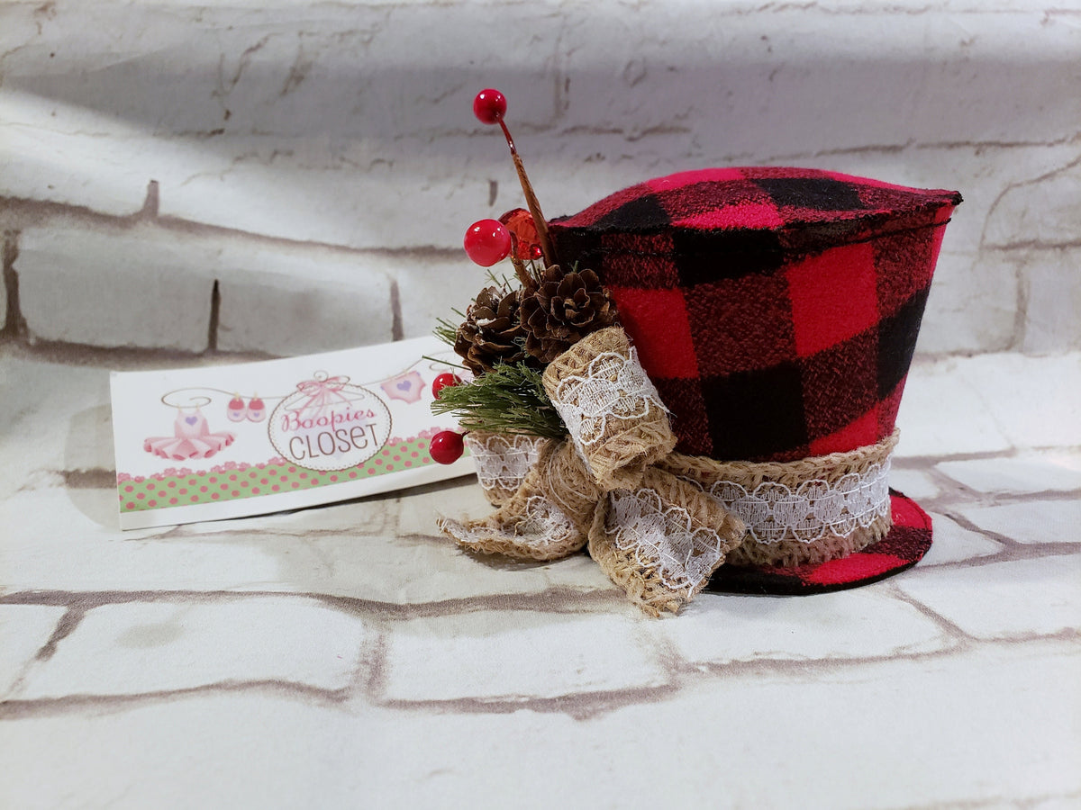 Buffalo Plaid Mini Top Hat – Winter Berries & Pine Holiday Hat for Adults, Kids & Pets, Christmas Fascinator