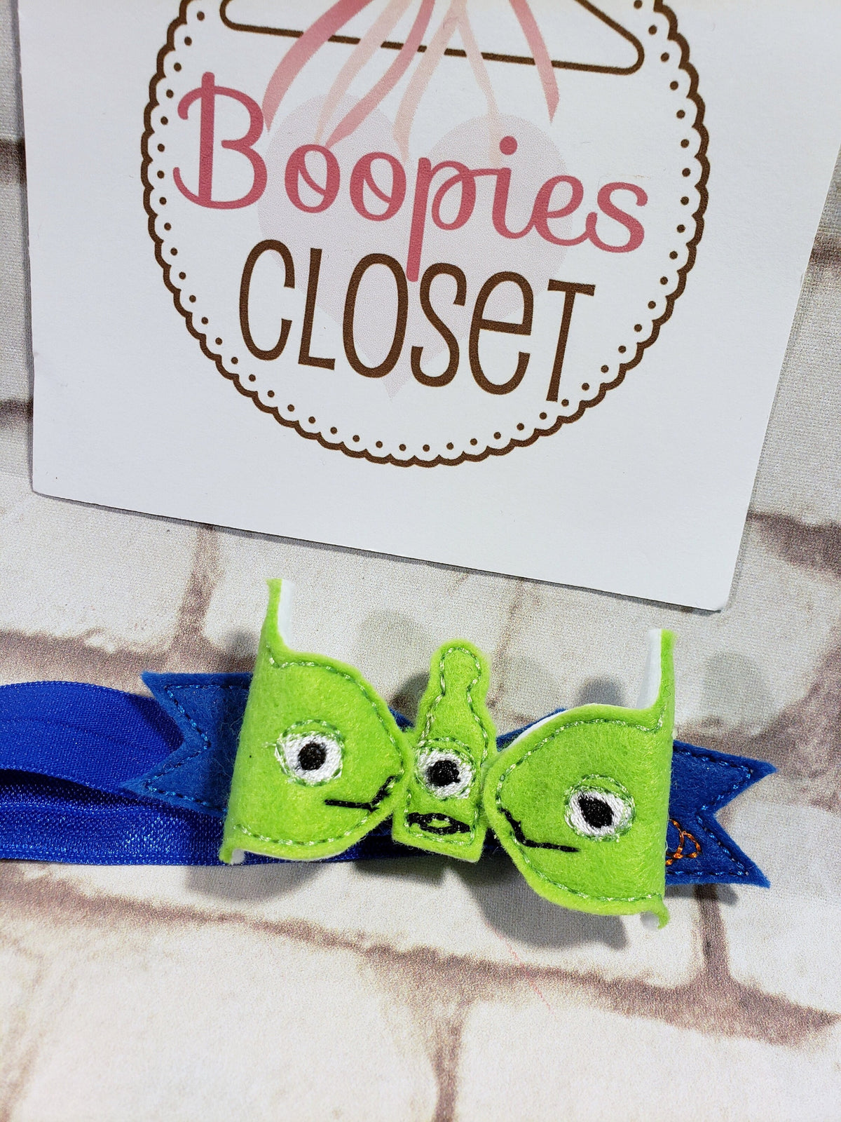 Alien 3D Embroidered Felt Bow – Space Costume Baby Headband or Pet Bowtie, Sci-Fi Hair Accessory