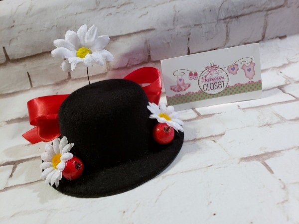 Nanny Character Mini Felt Hat – Costume Headpiece with Red Ribbon & Daisies, Fancy Dress Hat