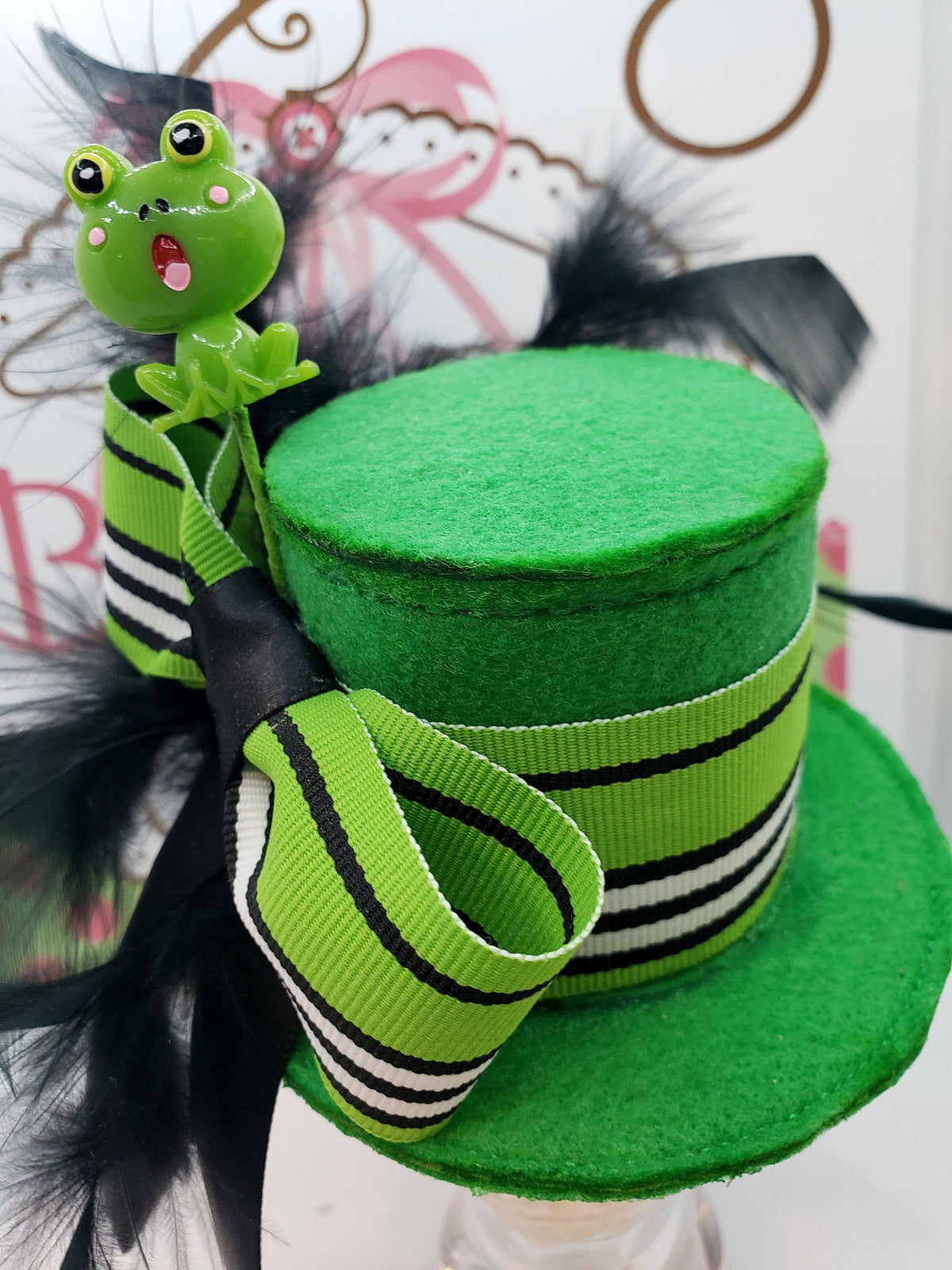 Froggy Mini Top Hat – Green Felt Hat with Feathers for Adults, Kids & Pets, Frog Costume Headpiece