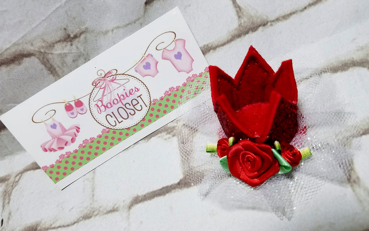 Red Sparkle Crown Barrette – Valentine's Day Felt Hair Clip for Girls, Princess Hair Accessory
