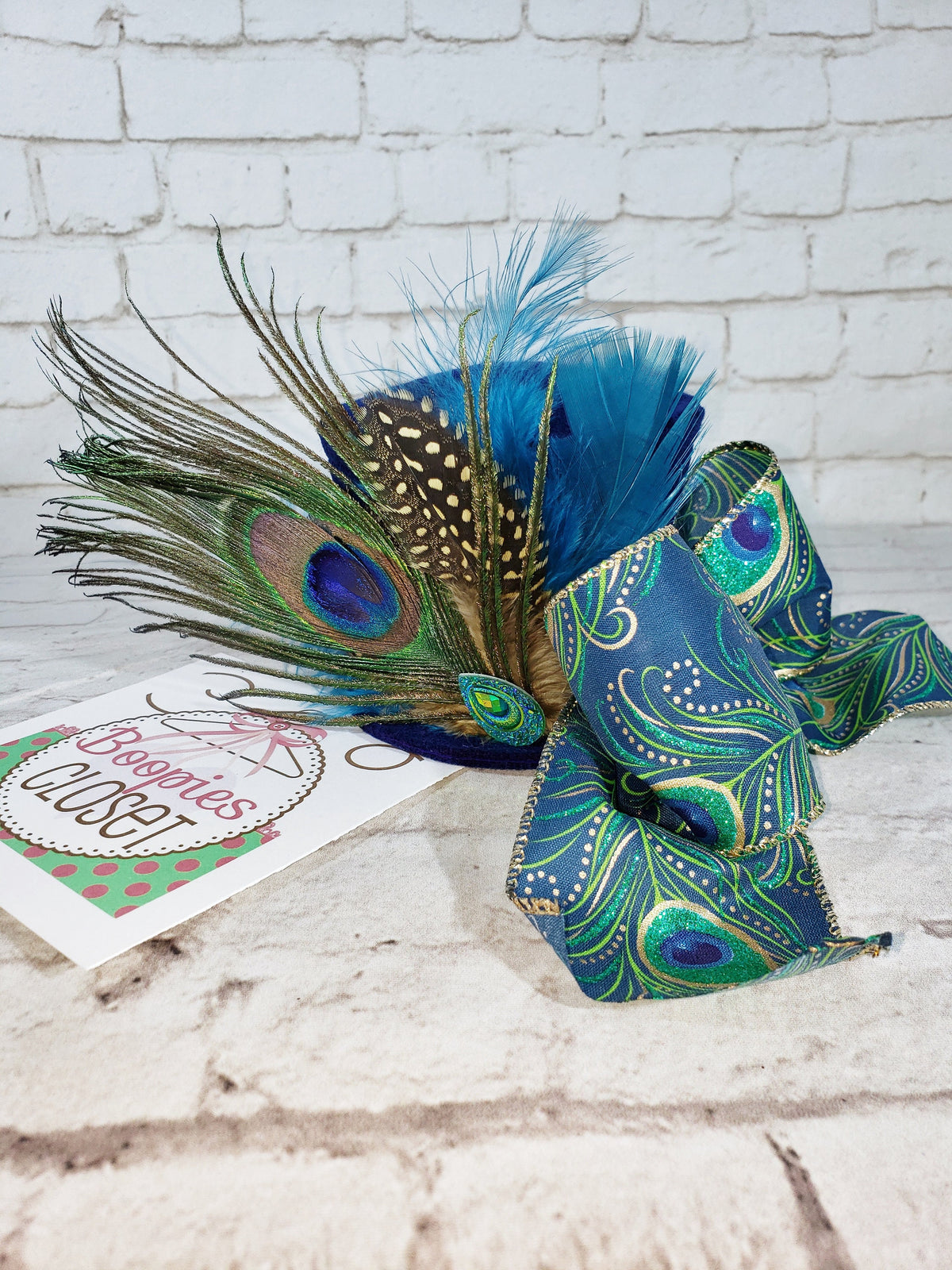 Peacock Feather Mini Top Hat – Derby & Mad Hatter Costume Fascinator for Women & Girls