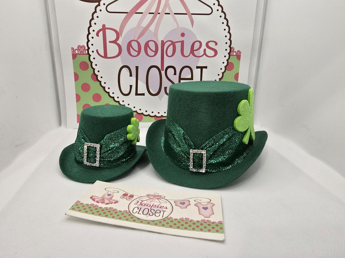St. Patrick's Day Mini Top Hat – Leprechaun Buckle & Clover Accent Costume Hat for Adults & Kids