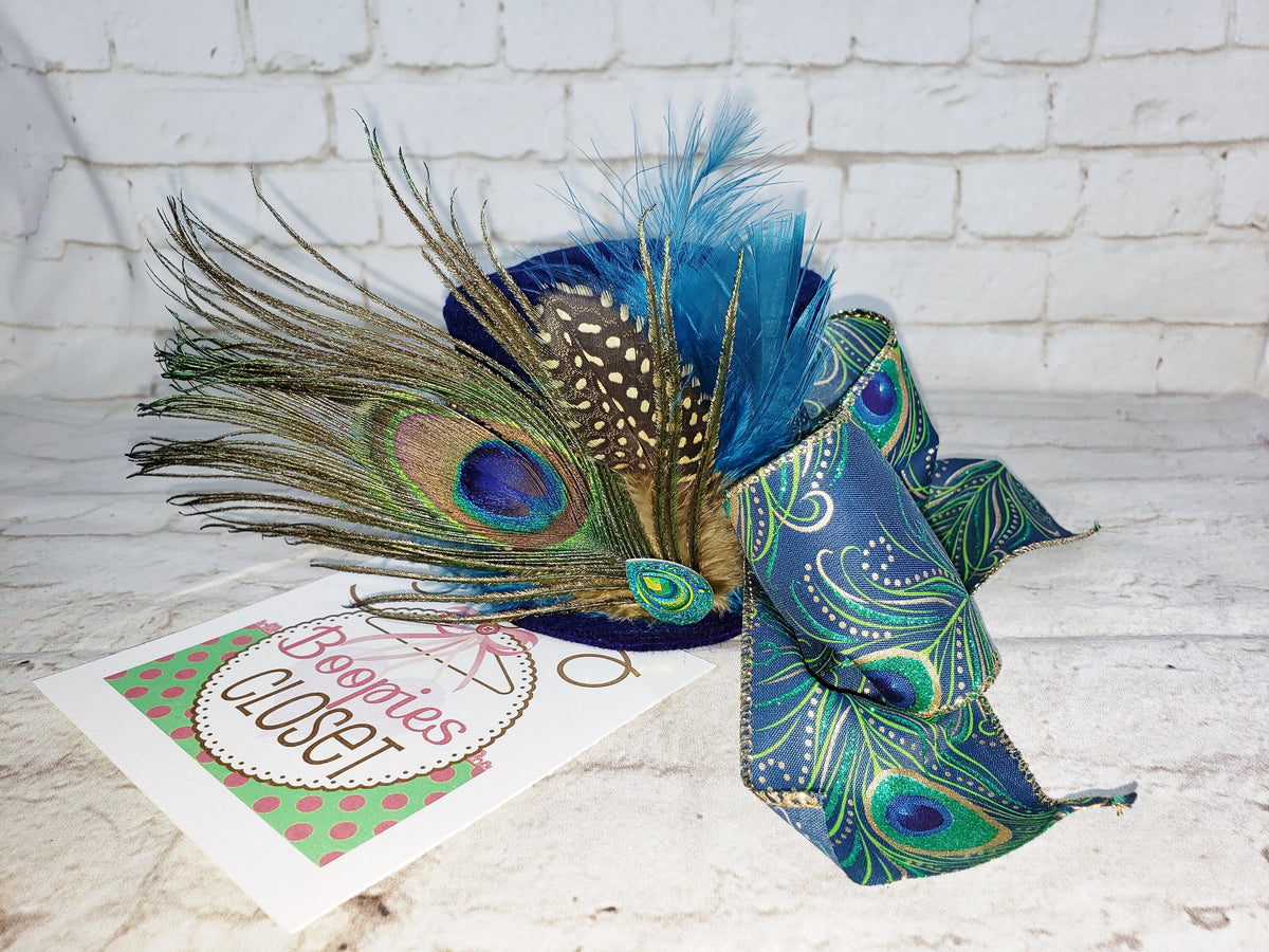 Peacock Feather Mini Top Hat – Derby & Mad Hatter Costume Fascinator for Women & Girls