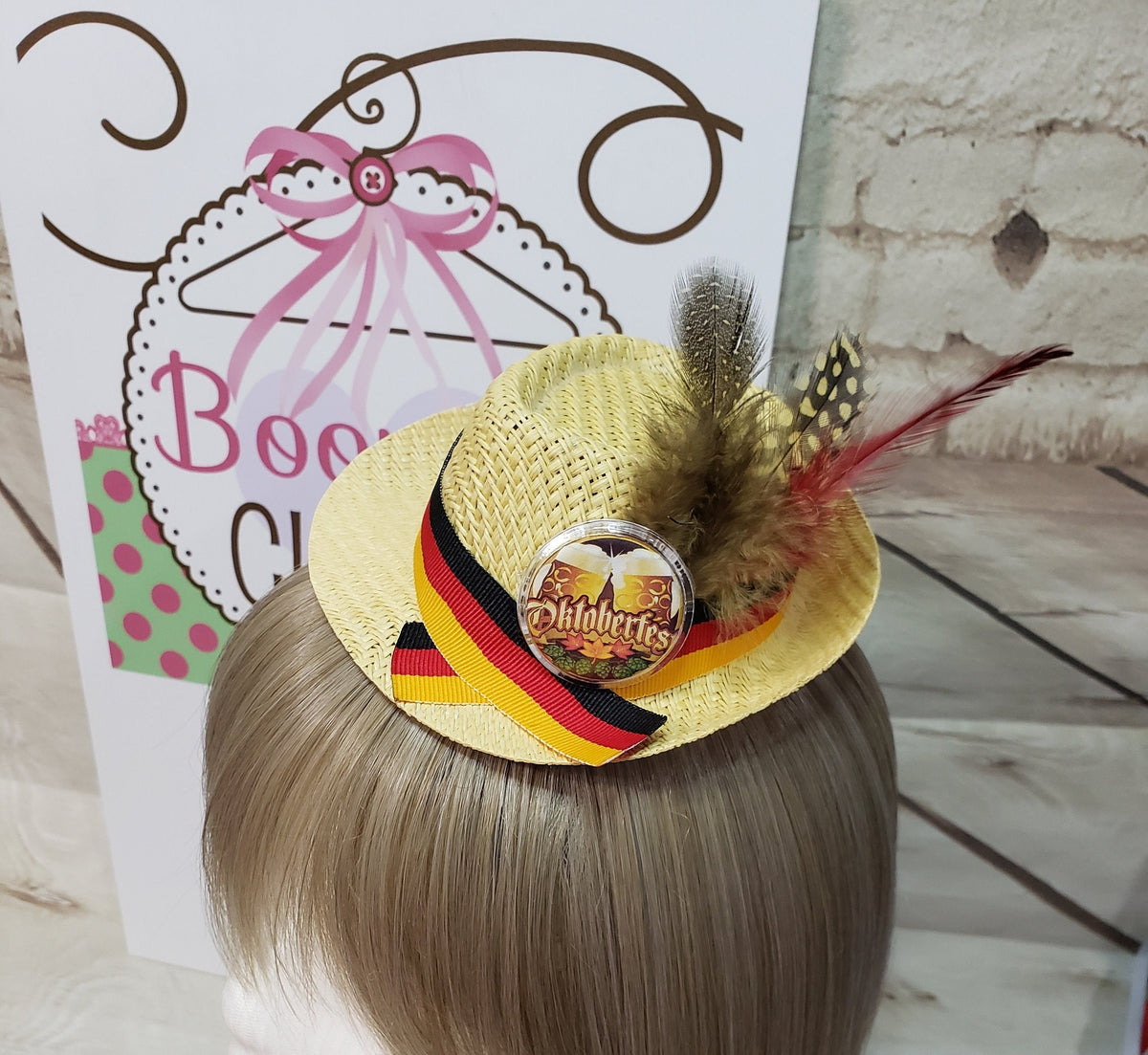 Straw Oktoberfest Mini Fedora Hat – German Beer Festival Costume Hat for Adults, Bavarian Headpiece