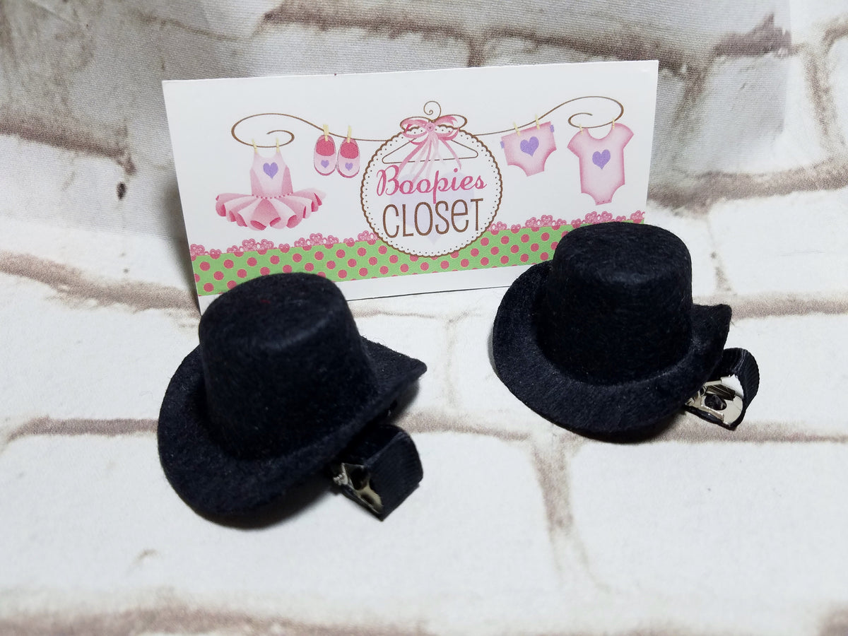 Mini Top Hat Barrette – Black Felt Hair Accessory with Feather Detail, Classic Costume Hair Clip