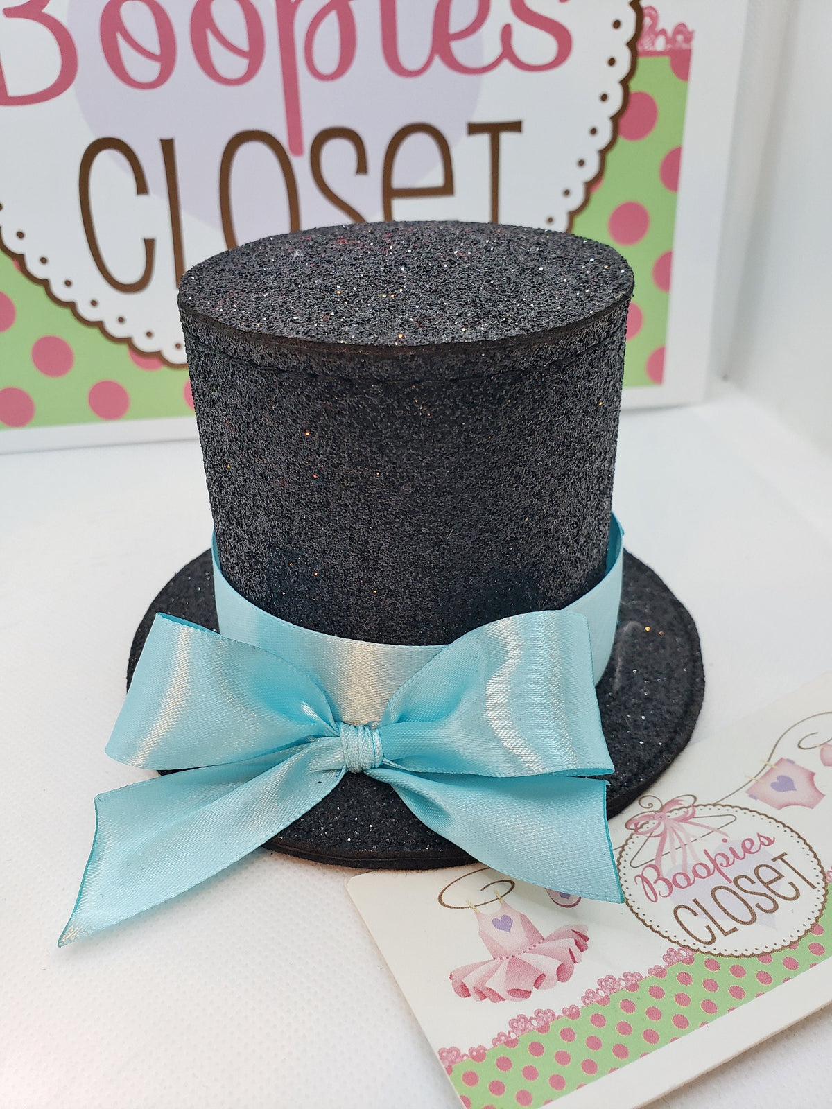 Oversized Mini Top Hat – Gothic Victorian Steampunk Headpiece with Ribbon, Costume Fascinator