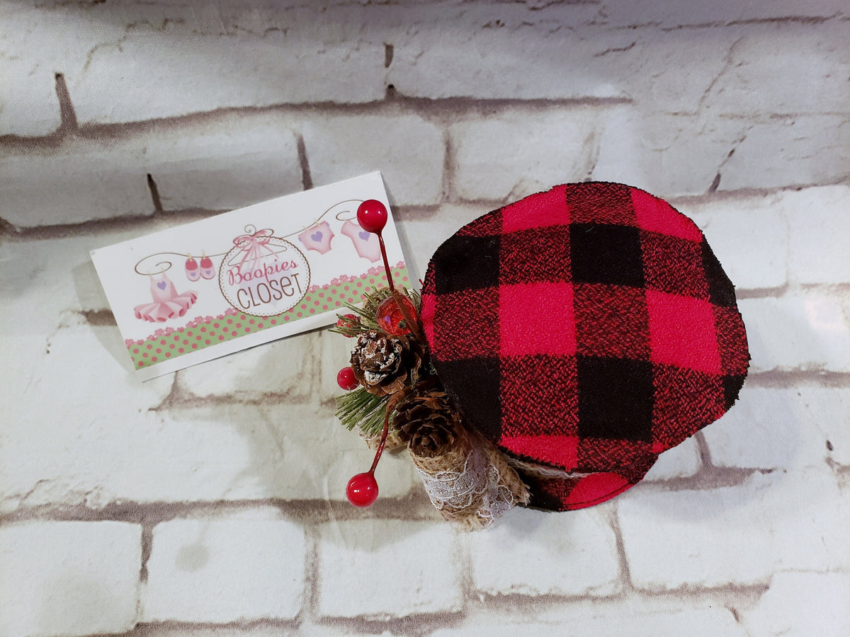 Buffalo Plaid Mini Top Hat – Winter Berries & Pine Holiday Hat for Adults, Kids & Pets, Christmas Fascinator